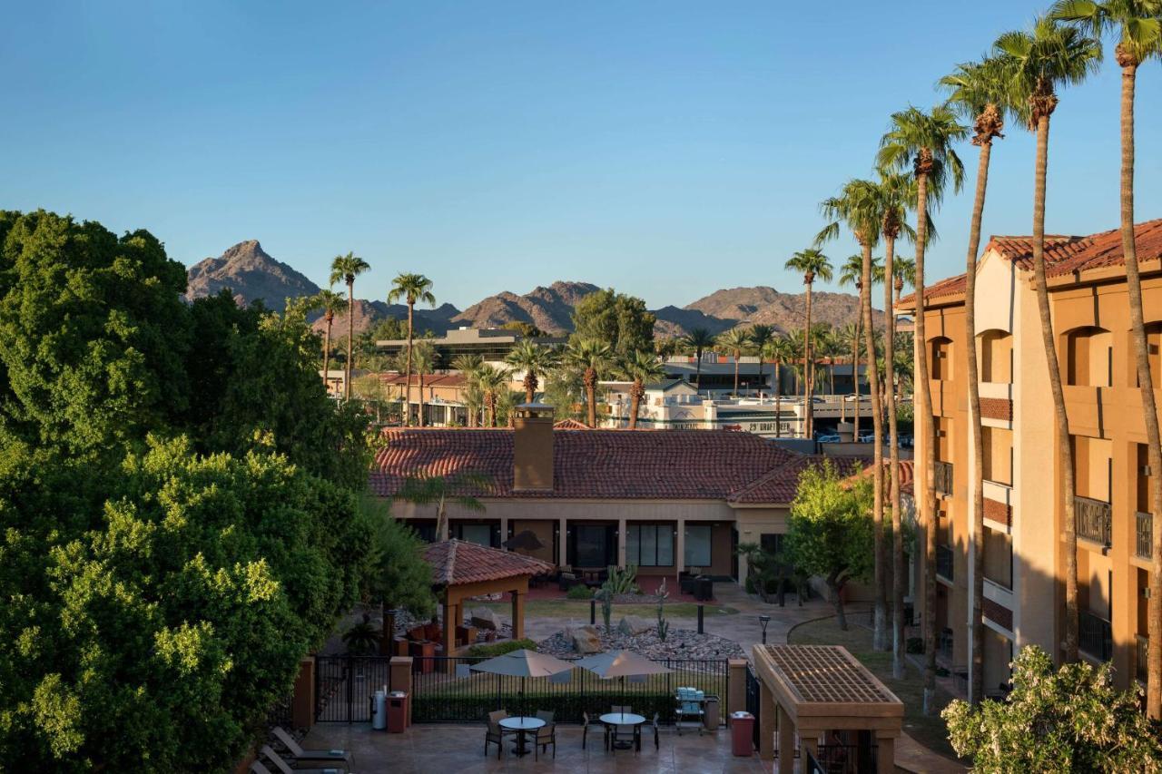 Sonesta Select Phoenix Camelback Exterior photo